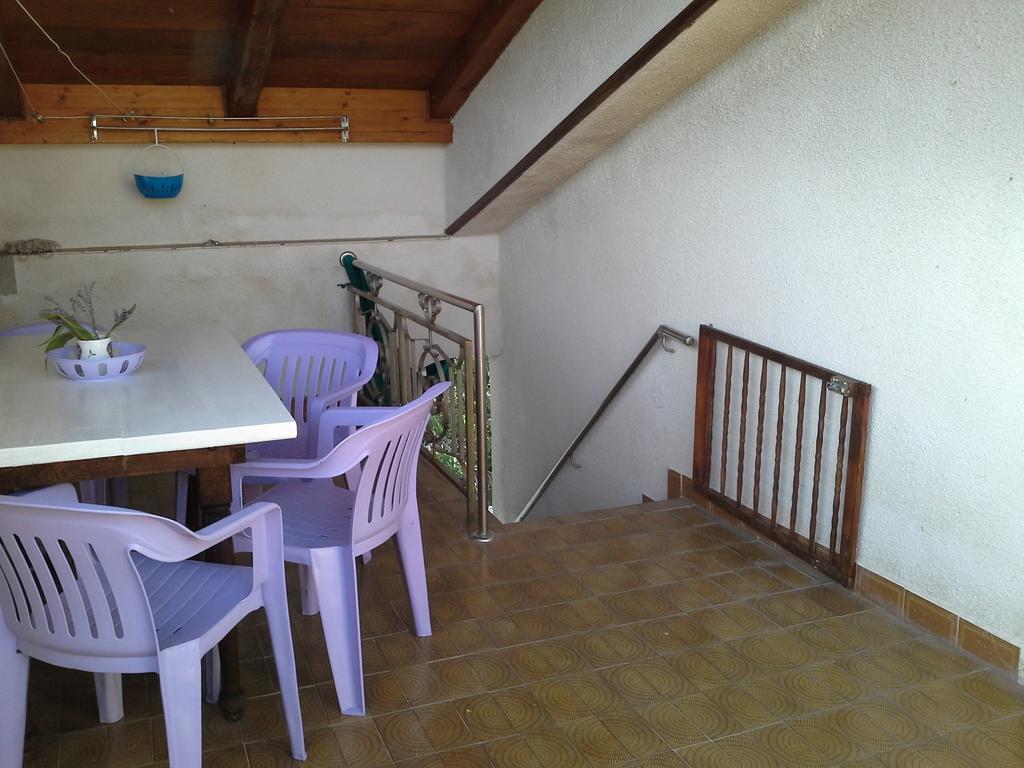 Ferienwohnung Berto Nerezine Exterior foto
