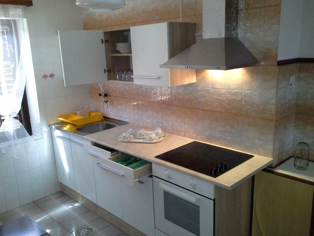 Ferienwohnung Berto Nerezine Exterior foto